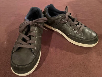 Boys Gray Sneaker Style Dress shoes SONOMA Sz 6 CatcherGrey Lace Up Memory Foam - Imagem 1 de 4