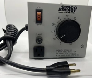 STACO ENERGY MODEL 3PN221B Variable Transformer 2.5 amps 120v .33 kva 60Hz - Picture 1 of 7