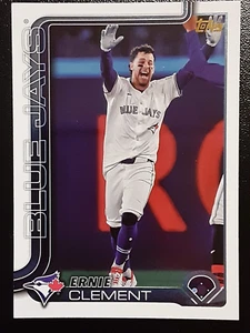 2025 Topps Serie 1 Espejo Dorado Variación de Imagen #319 - Ernie Clement - Imagen 1 de 2
