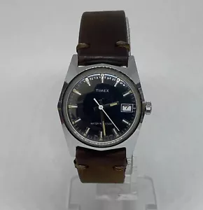 Orologio Timex Marlin Meccanico Inghilterra Quadrante Blu Raro Giorno Corsa Con Cinturino in Pelle - Foto 1 di 9