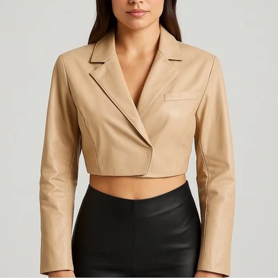 Chaqueta Blazer Recortada Naked Wardrobe Imitación Cuero Beige Desnudo Talla M Foto 1 de 4