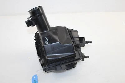 Левая коробка воздухоочистителя 2009-2020 Nissan 370Z Coupe от оригинального производителя DB28 - Изображение 1 из 4