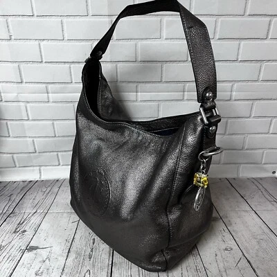 Bolso de Hombro Hobo Juicy Couture Plateado Cuero Metálico De Colección Y2K Amarillo Dije Foto 1 de 4