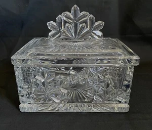 Snowflake 6’ Covered Trinket Box Or Candy Dish USA Luminarc Crystal - Picture 1 of 8