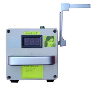 Generatore A Manovella Alimentatore Portatile Con Uscita 220V Illuminazione Emergenza - Foto 1 di 8