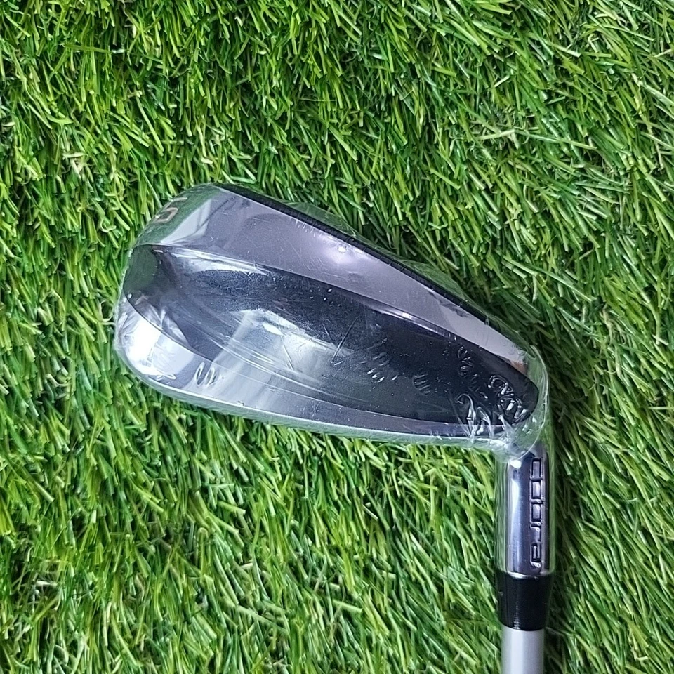 Cobra T Rail 5 Iron Ultralite Ladies / Junior Flex Shaft *NEW* - Image 1 of 4