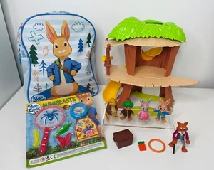 Peter Rabbit Treehouse Juego y Figuras Paquete CBeebies Bolsa y Revista Juguetes - Imagen 1 de 22