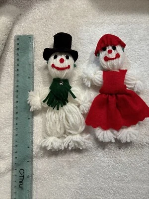 2-SNOW PEOPLE SNOWMEN CHRISTMAS. - Image 1 of 4