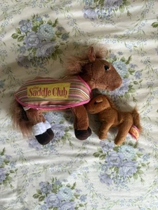 The Saddle Club Plush Toys X2 Horses 2003 - Picture 1 of 1
