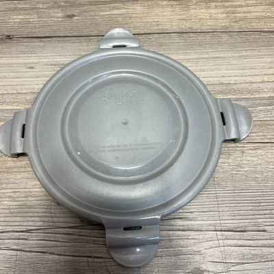 Tapa de repuesto redonda Lock & Lock de 5 7/8" de diámetro, color gris (solo tapa) Foto 1 de 3