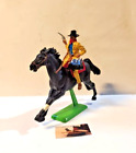 Soldatino toy soldier Britains LTD Cowboy Bandito a cavallo plastica scala 1:32 