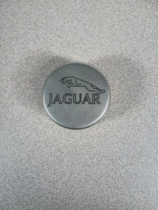 Vintage Jaguar Car Emblem Heavy Soild Brass Paperweight (Universal Brass Inc) - Picture 1 of 2