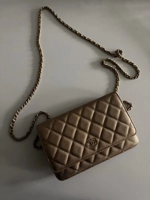 Chanel Clásico Cartera Con Cadena WOC Oro Caviar Bolso Foto 1 de 4