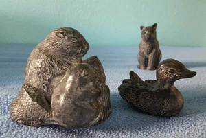 Lotto di 3 sculture in pietra ollare originali lupo - statuina LOON HUSKY BEAVERS Canada - Foto 1 di 9