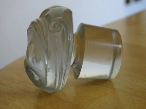 ANCIEN BOUCHON EN CRISTAL MOULER FORME ART DECO STYLE LALIQUE - Picture 1 of 7