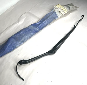 Genuine GM 10424405 LEFT Windshield Wiper Arm 95-01 Lumina 95-99 Monte Carlo NOS - Picture 1 of 10