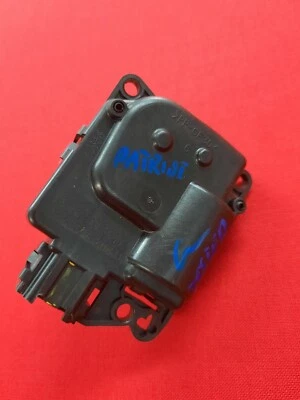 ACTUADOR MOTOR DE ALETA CALEFACTOR JEEP PATRIOT AA-113800-2630-1 2008 Foto 1 de 4