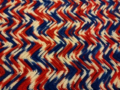 "Abuela hecha a mano vintage a rayas ganchillo afgano/tiro-56"" x 38"" rojo/blanco y azul" Foto 1 de 3