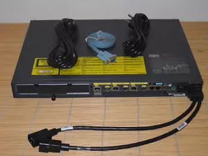 Cisco 7301-2AC high-performance Router, 3x Gbit Interfaces 512MB RAM 2x AC Power - Bild 1 von 1