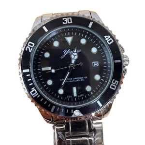 Herren Silber Edelstahl Quarz Uhr Schwarzes Zifferblatt BESCHÄDIGTER VERSCHLUSS - Bild 1 von 5