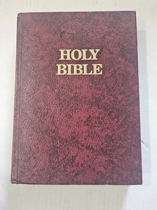 School & Church Holy Bible the New American Bible (Hardcover – January 1, 2007) - Foto 1 di 7