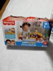 Fisher Price "Little People" Nativity Set of 16 Missing 2 Pieces. Damaged Box