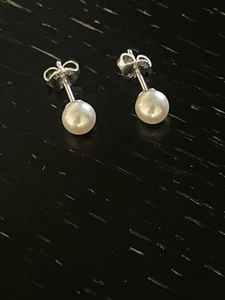 James Avery Sterling Silver And Pearl Earrings - Picture 1 of 3