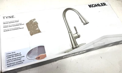 Torneira de cozinha Kohler Tyne pulverizador puxável de alça única em aço inoxidável vibrante - Imagem 1 de 3