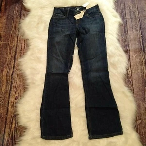 Pantalones de mezclilla Ann Taylor Loft con curvas lavado oscuro corte bota baja para mujer 27/4 - Imagen 1 de 9