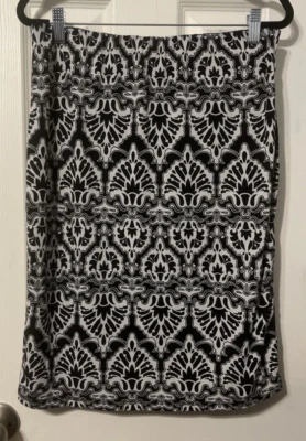 Chico's Black/White Motif Reversible Sara Skirt Size 1(8/10)NWT - Image 1 of 4
