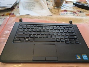 Dell Latitude 3340 Palmrest /keyboard - Picture 1 of 4