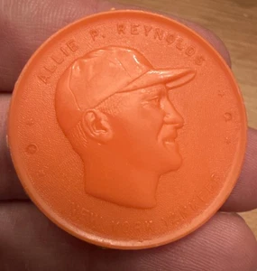 1955 Armour Baseball Münze Medaille Allie Reynolds orange - Bild 1 von 4