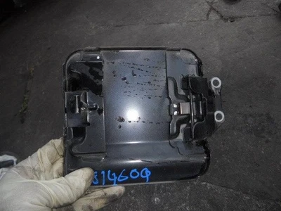 Puerta de llenado de combustible tapa de aleta de gas 1998 Mitsubishi Montero Sport negro Foto 1 de 4