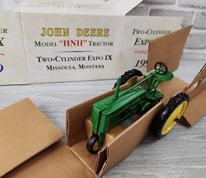 ERTL John Deere Model HNH Tractor 1999 Two-Cylinder Expo IX Single Front Tire - Picture 1 of 12