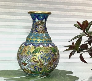 Cloisonne Enamel Brass Flower Motif 4.25" Tall Vase - Picture 1 of 1