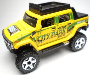 2010 HOT WHEELS HUMMER H2 SUT CITY PARK YELLOW 2 5/8" DIECAST POLICE SUV W GREEN - Picture 1 of 6