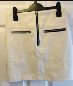 SKIRT WOMEN’S SIZE 8 APPROX WHITE ZIP IN THE FRONT COTTON AND POLYESTER CHINA - Picture 1 of 5