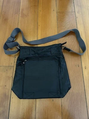 Bolsa tiracolo de couro French Connection - Imagem 1 de 4