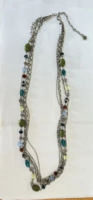 Collar de plata Premier Designs con capas de plata y piedras multicolores... Foto 1 de 4