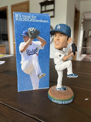 Clayton Kershaw Los Angeles Dodgers Bobblehead 5-17-2011 SGA Cover
