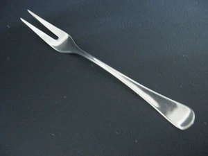 Robbe & Berking Modell SCANDIA Vorleger Fleischgabel 17.5 cm Silber 150er TOP - Picture 1 of 2