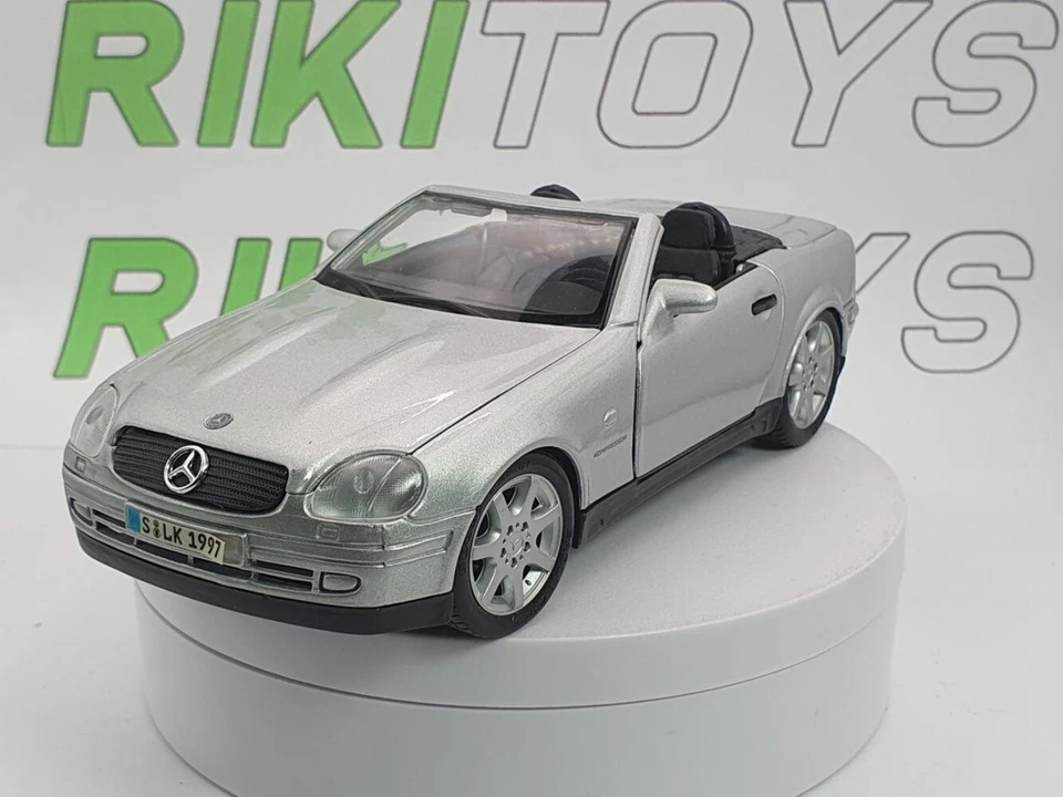 Mercedes Benz SLK 1a serie R 170 Maisto 1/24 Argento 1997 - Immagine 1 di 4
