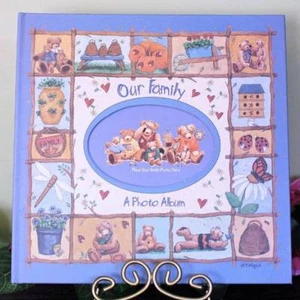 Álbum de fotos de oso de peluche Our Family de Teresa Kogut 2000 Havoc Publishing 12x12 - Imagen 1 de 8