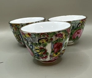 3 Chinese export porcelain Famille Rose Medallion Porcelain Sake Tea Cups - Picture 1 of 9