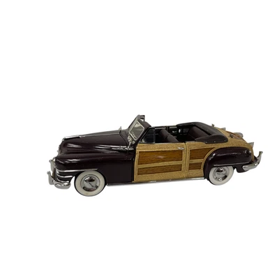 1948 Chrysler Town & Country 1:24 Scale Diecast The Danbury Mint Convertible Car - Image 1 of 4