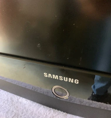 SAMSUNG 32 INCH TV - MODEL LN-8323380 - 60HZ -WALMOUNT READY - JULY 2006 - - Image 1 of 4