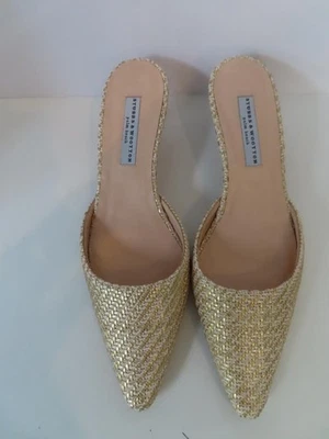 Nuevo sin caja Stubbs & Wootton Tejido Rafia Dorado/Beige Greta Kitten Tacones EUR 40 $475 Foto 1 de 4