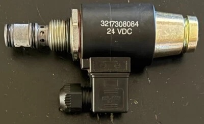 ZF EB30/31 Electronic Shift Valve Solenoid 3217308084 - Image 1 of 4