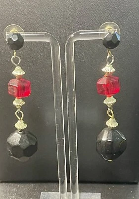Vintage 1995 Crimson Red Onyx Black Crystals Golden Dangle Earrings 3” - Изображение 1 из 4