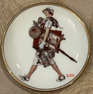 Norman Rockwell Miniatur Sammelteller "THE ANTIQUE HUNTER" VINTAGE D1-60 - Bild 1 von 2
